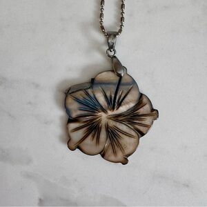 Large Floral Pendant Necklace Mother of Pearl Style Flower